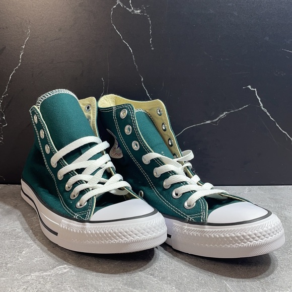 Converse Chuck Taylor Green Size 6.5M 8.5L